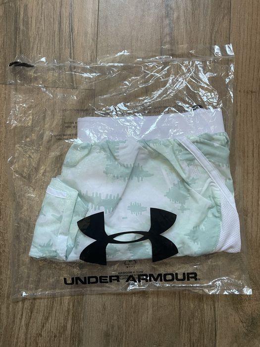 Pantaloni scurti de alergare Under Armour FlyBy 2.0 Marime M Loose Fit