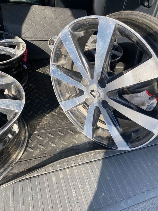 Продам диски R16 4:100