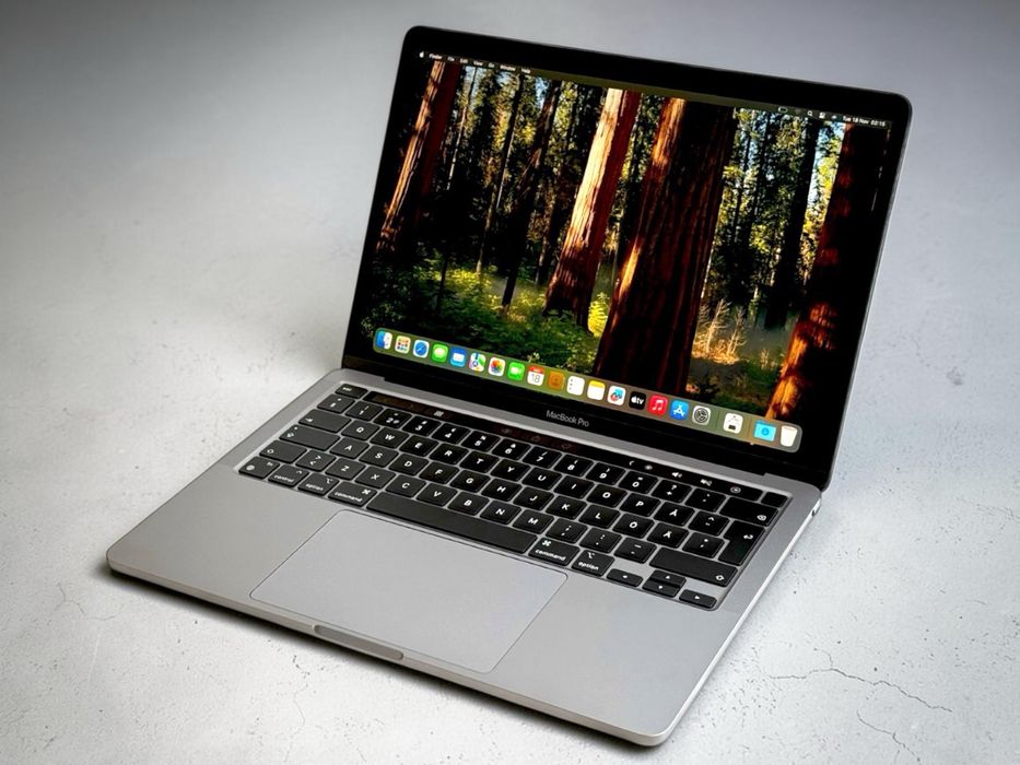 НОВ! Apple MacBook Pro 13" M1 8RAM 512GB Touch Bar Gray Гаранция!
