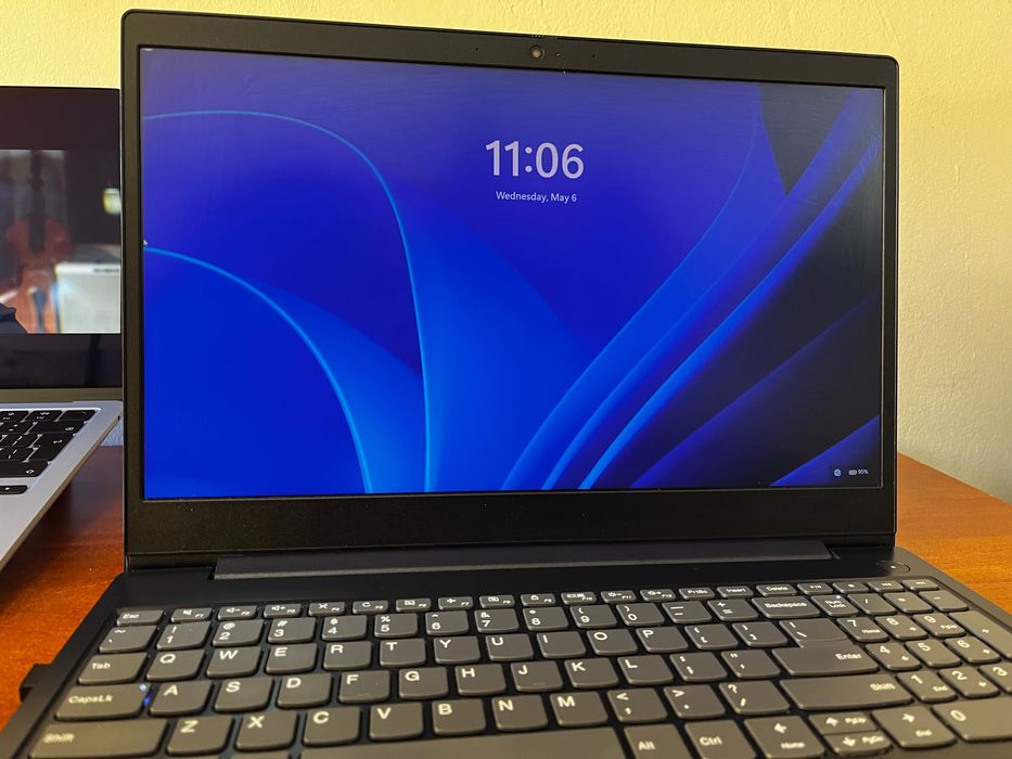 Used Lenovo Laptop