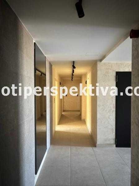 Продава се Тристаен апартамент в Пловдив, Тракия - 100 кв.м за 1499 €/кв.м - Снимка #8