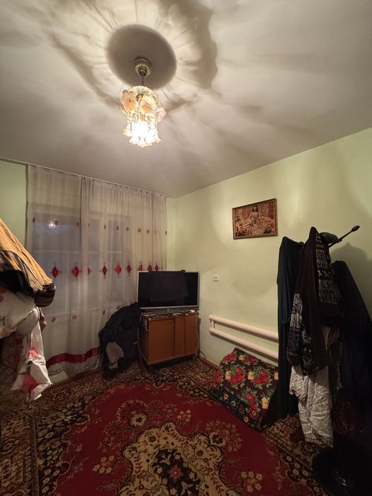 Uy Sotiladi 2xonalik