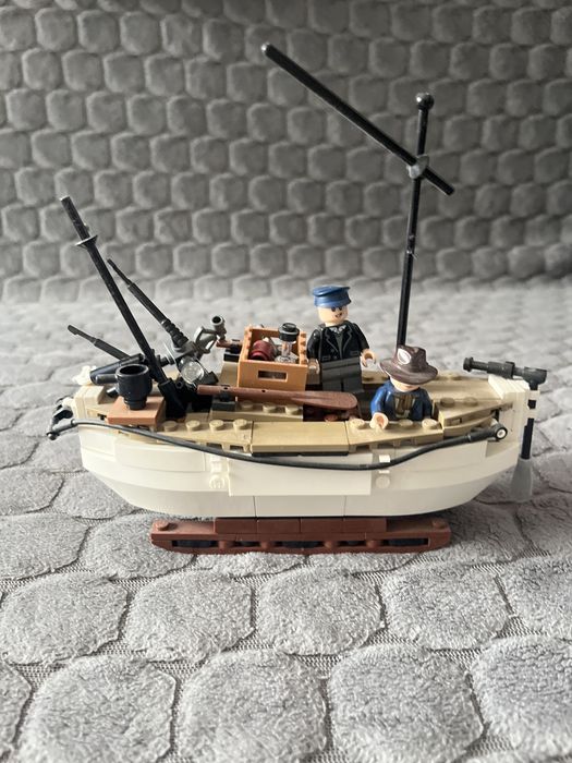 Lego shack leton’s life boat pret negociabil