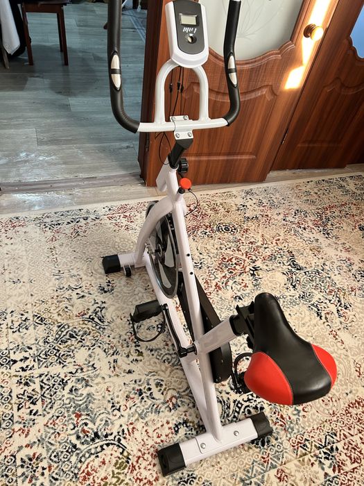 Тренажерный велосипед, велотренажер