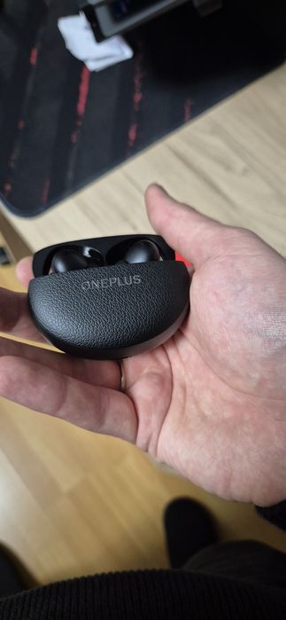 Căști OnePlus Buds Pro 3 – Stare impecabilă, accesorii sigilate (Full Box)
