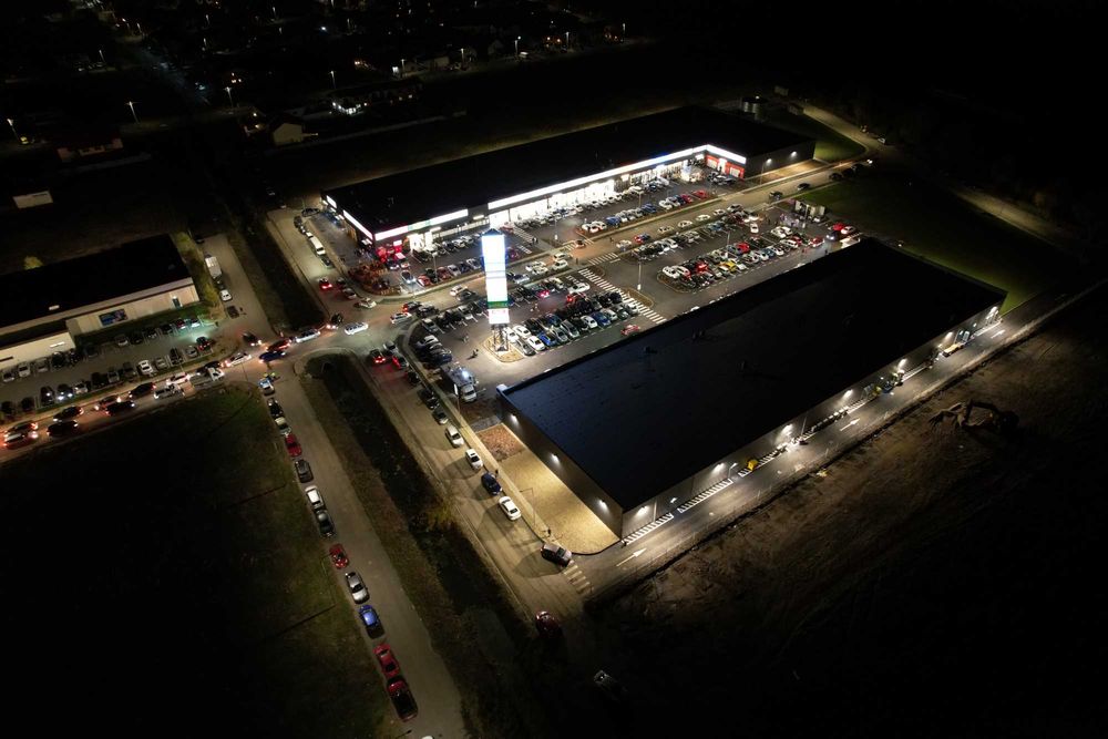 Inchiriem spatiu comercial 187 mp Funshop Park Mosnita, Timis