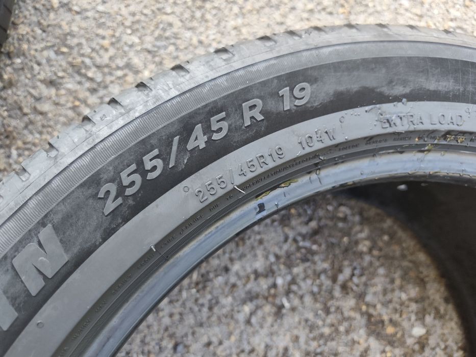 255/45/19" 4бр Michelin pilot sport 5,dot0421,5mm
