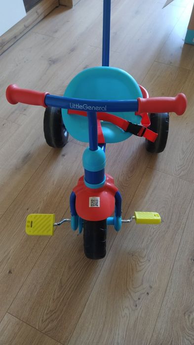 Бебешка триколка Little General с родителски контрол