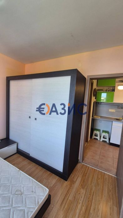 Продава се Тристаен апартамент в к.к. Слънчев бряг - 65 кв.м за 1154 €/кв.м - Снимка #3