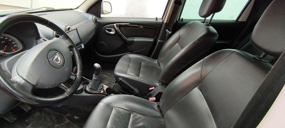 Dacia Duster 1.6 Benzina  2012