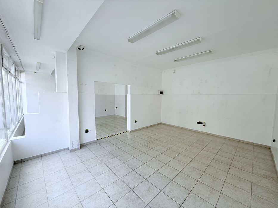 Spatiu comercial de inchiriat, 70mp, Iosia