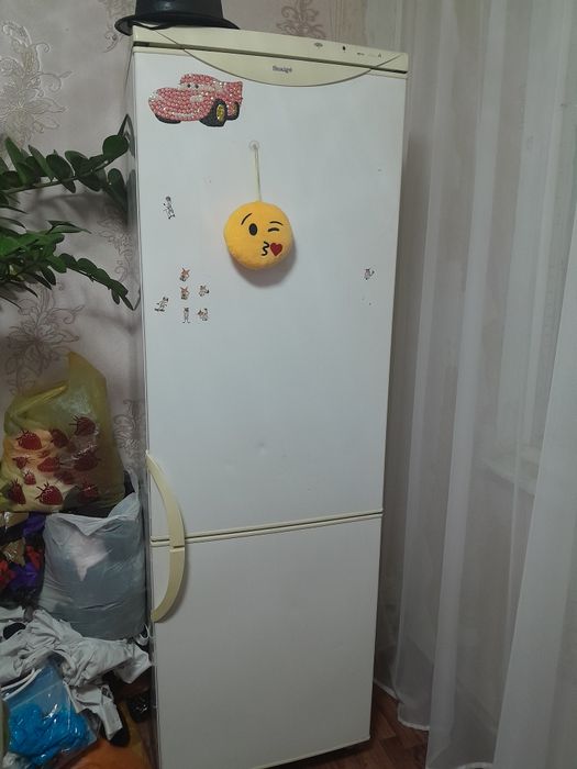 Срочно отдам даром холодильник. Самовывоз.