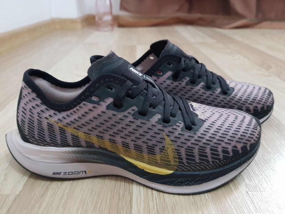 Adidasi Nike Pegasus mărimea 35