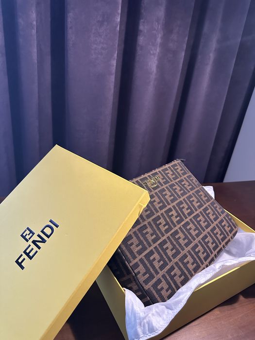 Продам Женская Сумка от Fendi, Оригинал. Новый.