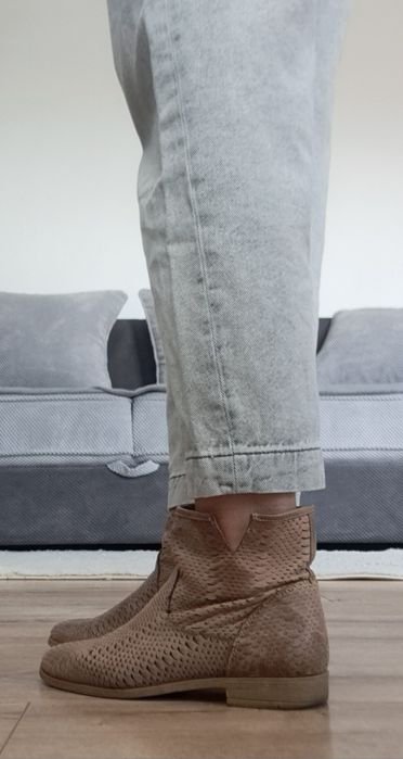 Ghete din piele ptr dama