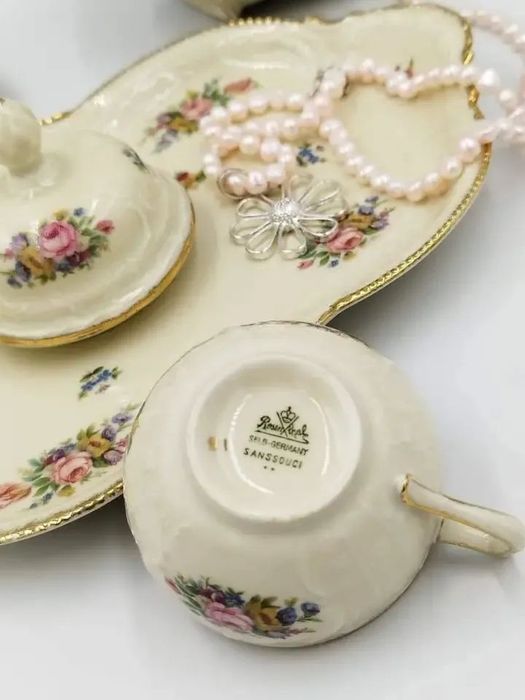 ROSENTHAL sanssouci ,чашки за късо кафе 
Нежни чашки за късо кафенце