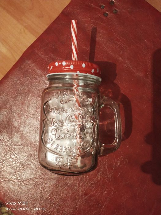 Кружка с трубочкой 500тг