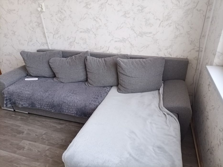 Ъглов диван функция сън и ракла