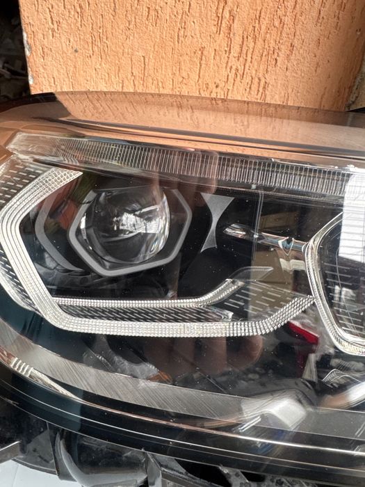 Фар за BMW  1 F40 LED