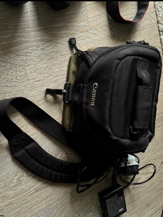 Canon EOS 1100D + 2 obiective - Set complet pentru fotografie