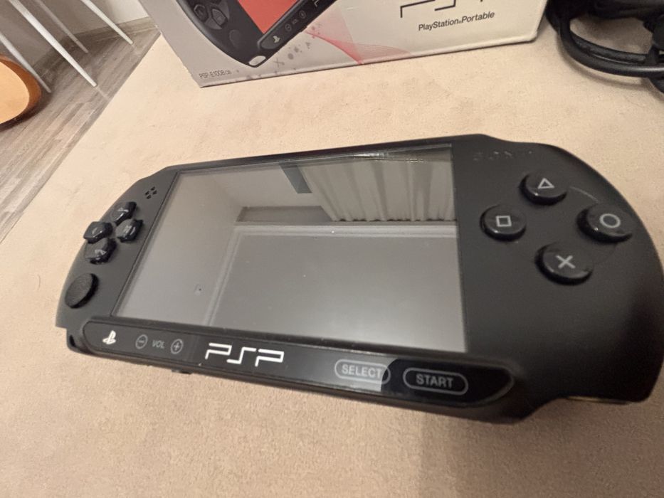 Nintendo Switch Lite + PSP