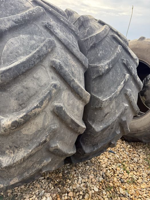 710/70r42 bkt tractor