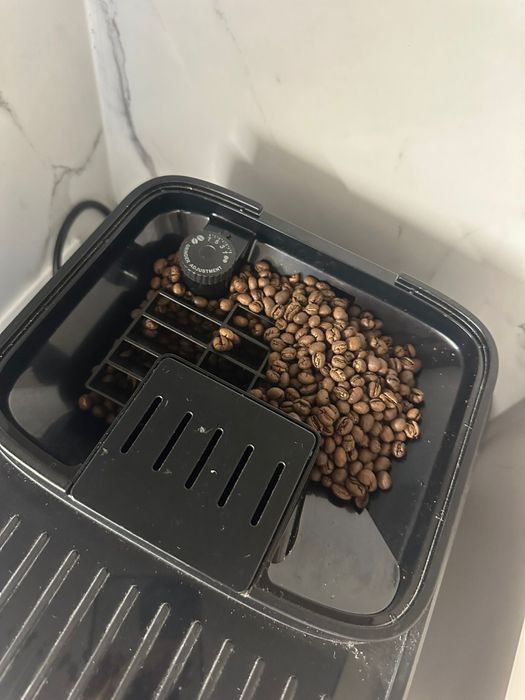 Espressor automat Delonghi Magnifica Evo