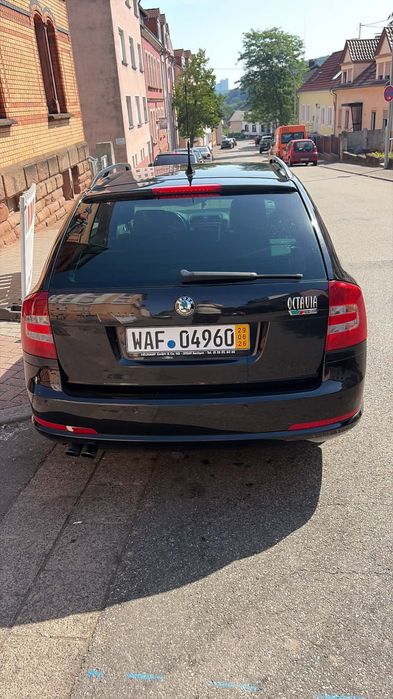 Шкода Октавия 2.0 170 кс VRS пакет