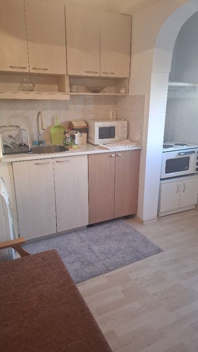 Дава се под наем Едностаен апартамент в Плевен, Дружба 2 - 45 кв.м за 204 € - Снимка #1