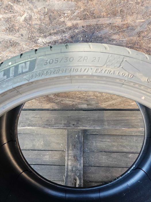 Anvelope 305 30 zr 21
