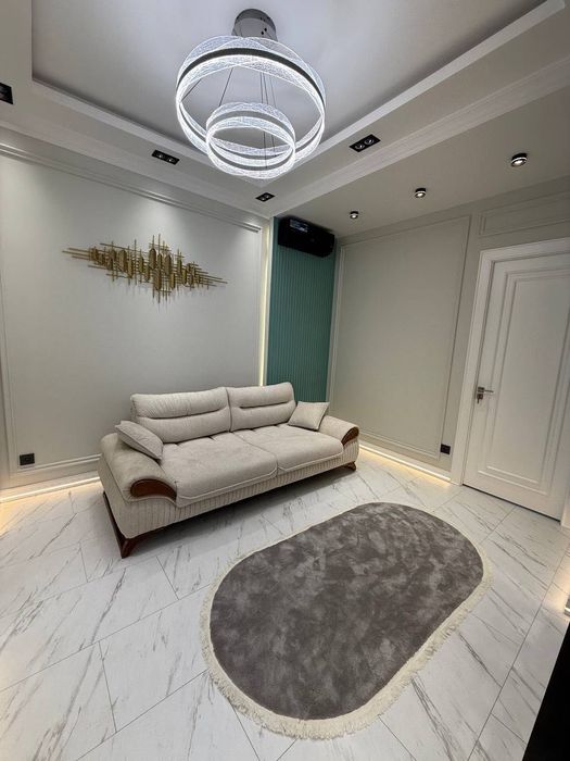 Caravan Avenue Продается 3 комнатная квартира ремонт метро БИЙ