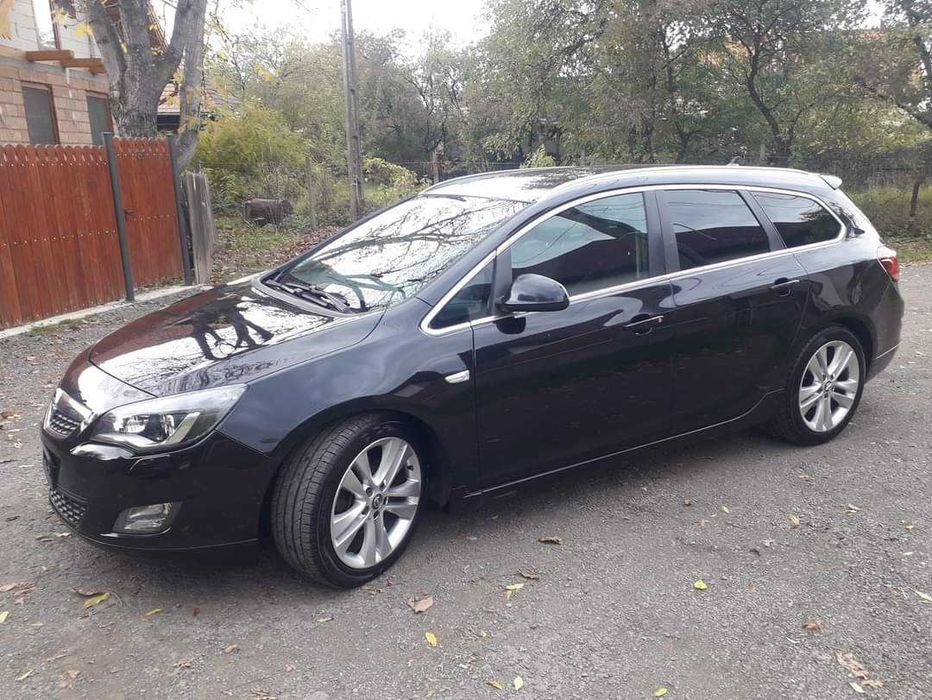 OPEL Astra 2011 — imagine 4