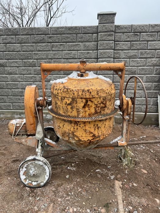 Бетономешалка б/у