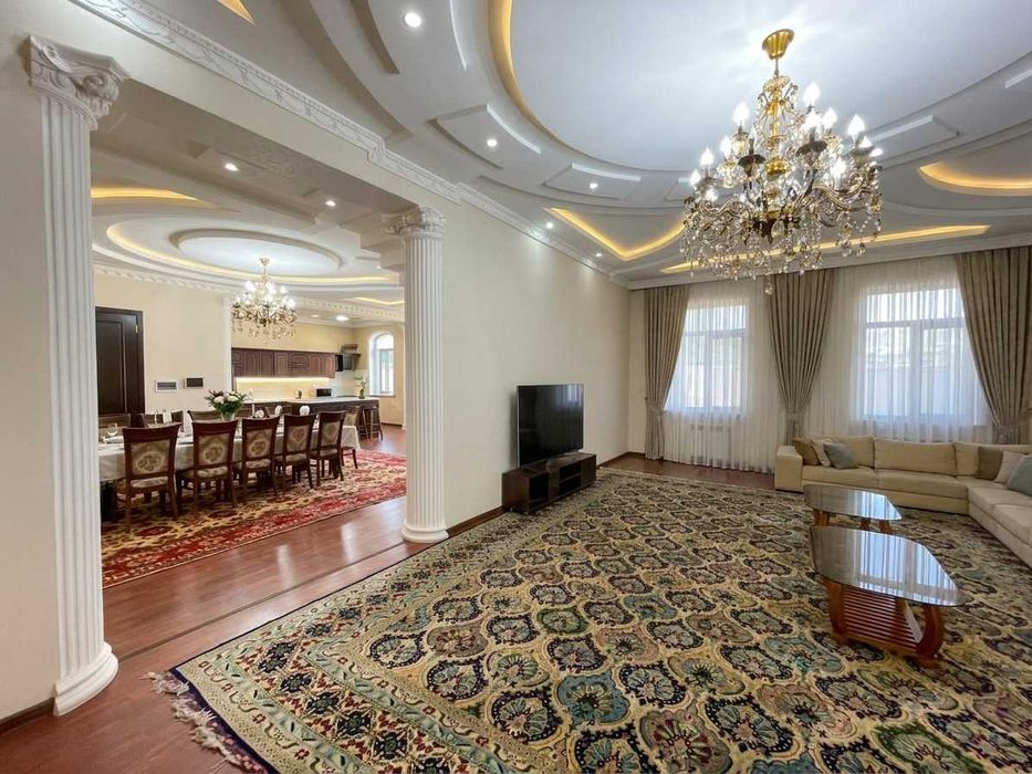 Большая вилла 600 м² в Юнусабаде рядом с Посольством США