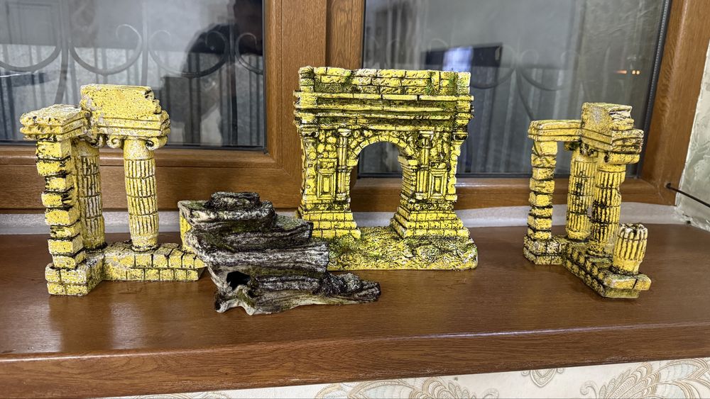 Декоративные элементы для аквариума