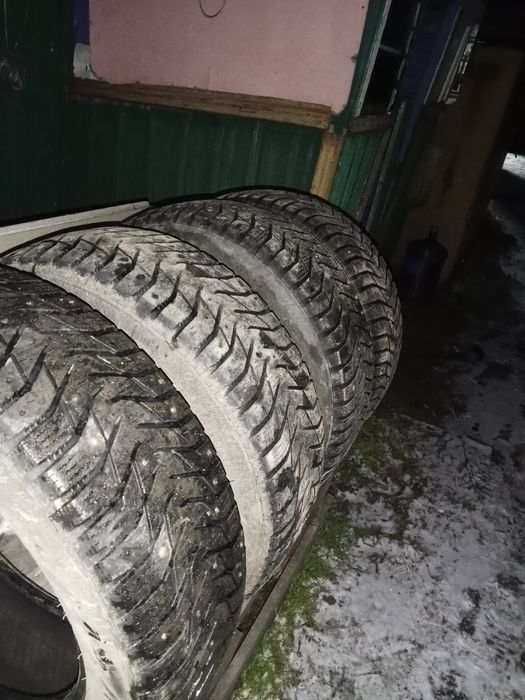 Продам 205/60/16