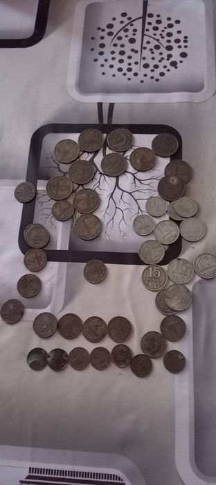 Продам советские манеты разные.