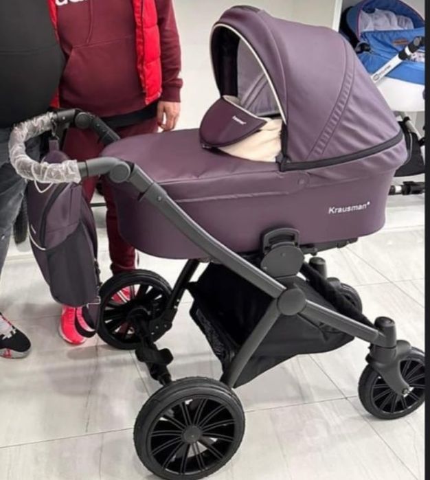 Vând cărucior Krausman