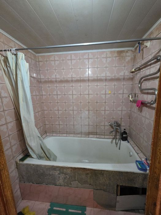 Срочно Продаю 1в2/4/5 Авиасозлар 1,не торец