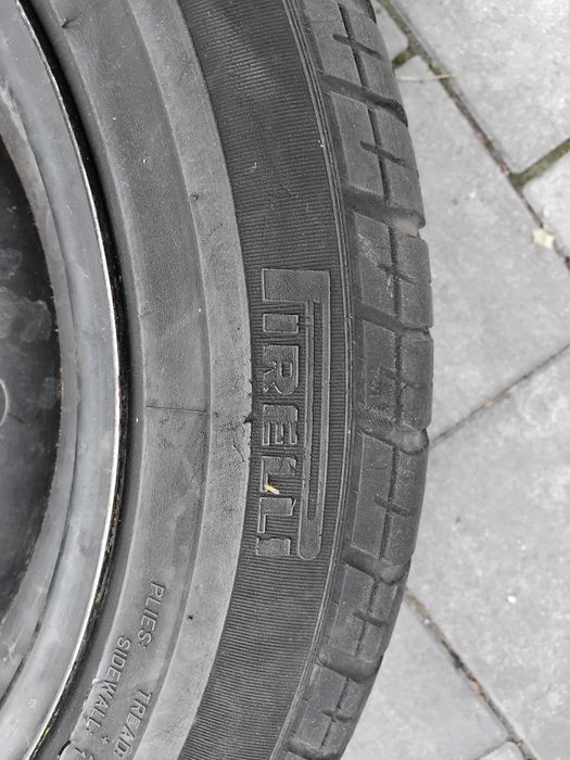 Vând roată rezerva cu anvelopă Pirelli 205/55 R16