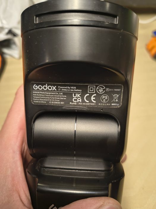 Светкавица Godox - V1N, 75Ws, за Nikon, черна