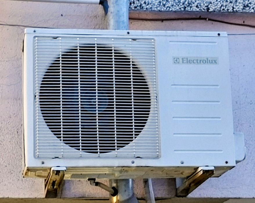 Климатик Electrolux EXS09HC1WE