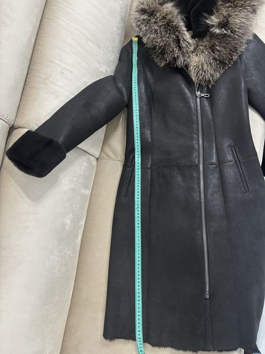 Vand palton de piele si blana naturala