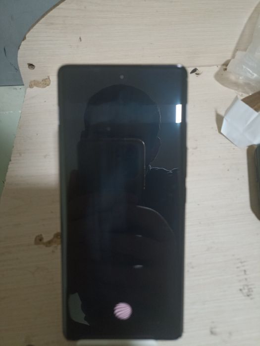 Vivo v30 e 5g padeshka qilad