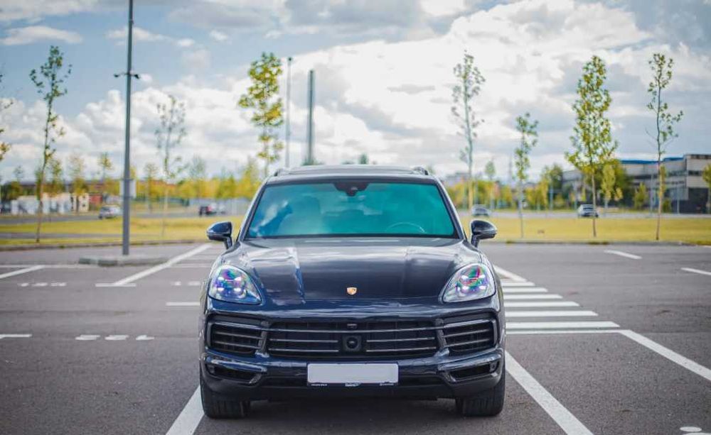 Porsche Cayenne Platinum Edition