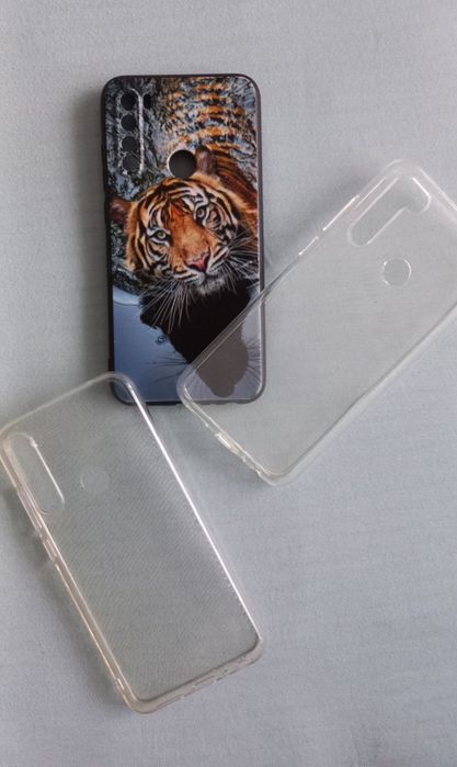 Чисто нови 3 броя кейса за Xiaomi Readmi Note 8