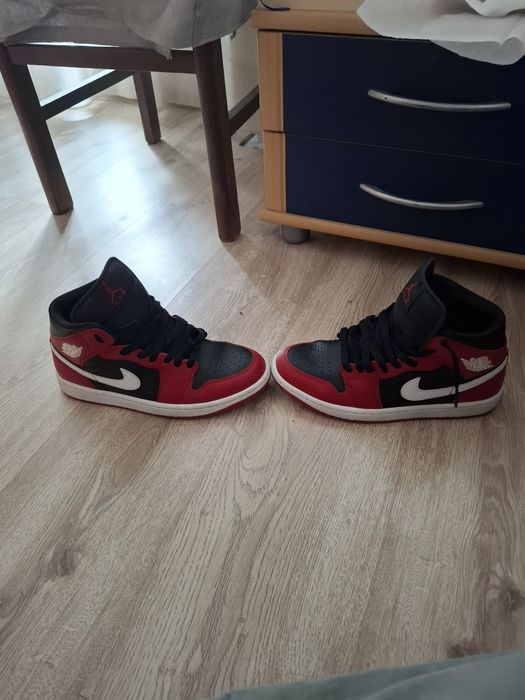 Jordan1 Nike Red and White
