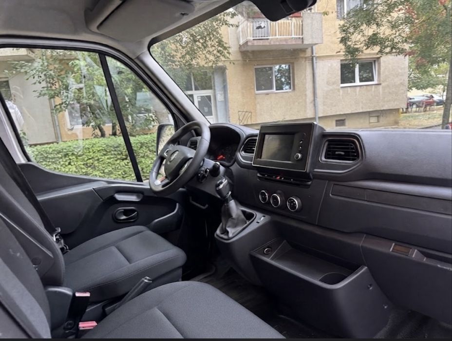Renault Master 7 locuri
