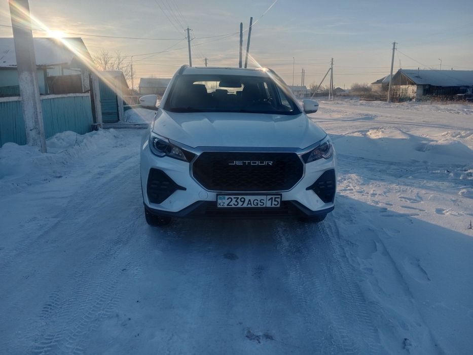 Продам машину Джетур х70