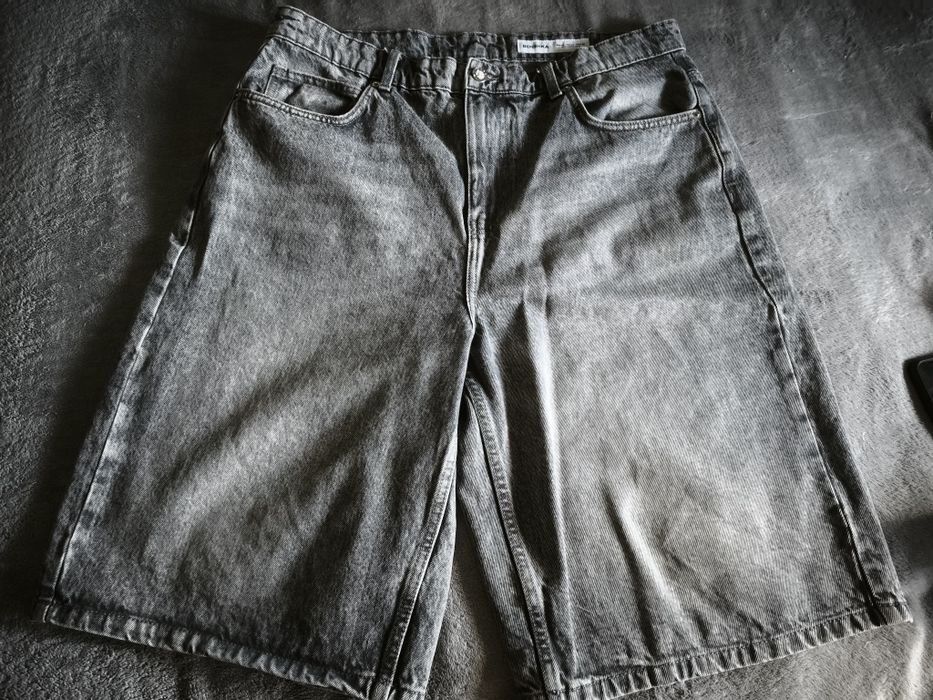 Pantaloni Scurți (Jorts) Denim Gri Bershka